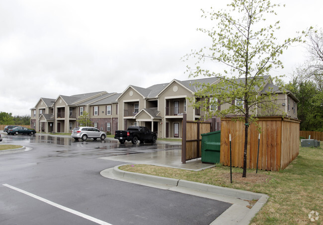 Vista Anterior - Rolling Meadows Apartments