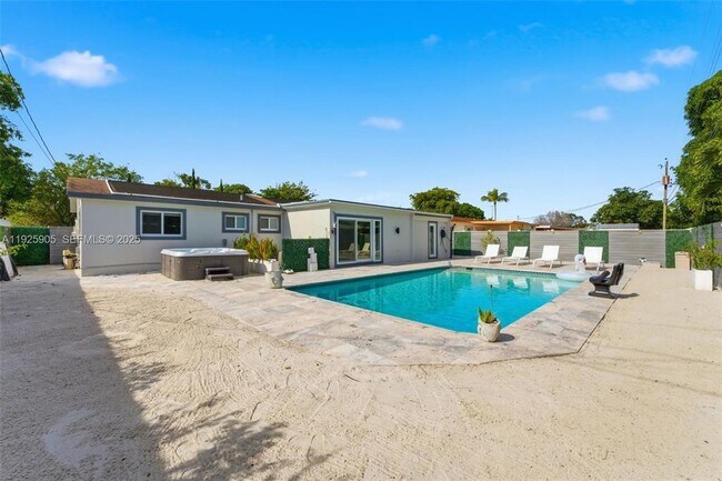 Foto del edificio - 251 N 71st Ave