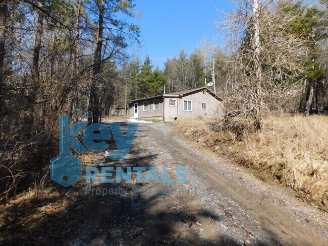 Building Photo - 5928 Knapp Rd