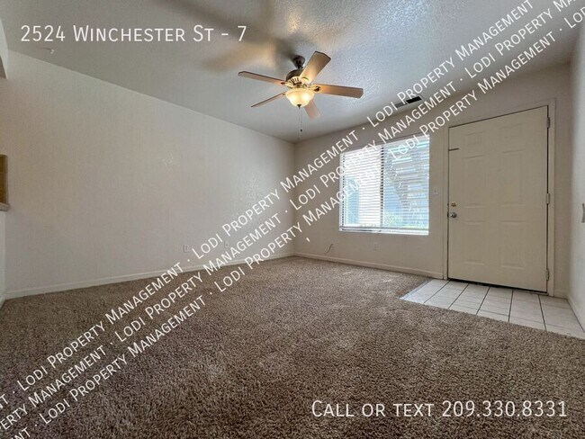 Foto del edificio - 2524 Winchester Dr