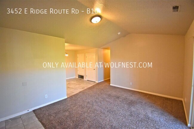 Building Photo - Breathtaking 3 Bed Eagle Mountain Condo! N...