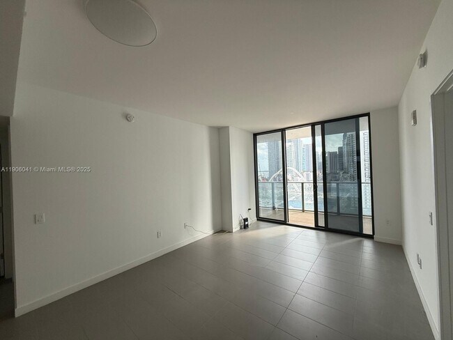 Foto del edificio - 1600 NE 1st Ave