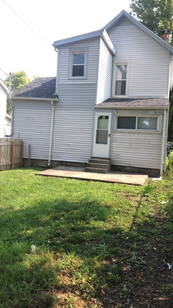 Building Photo - 53 S. Monmouth