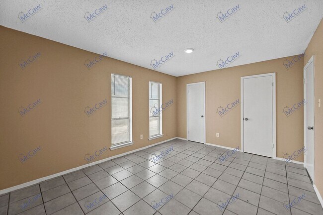 Foto del edificio - Cute 2/1.5 Duplex in Castleberry ISD!