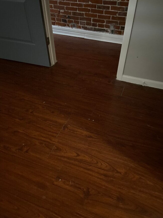 Foto del edificio - 3521 Iowa Ave