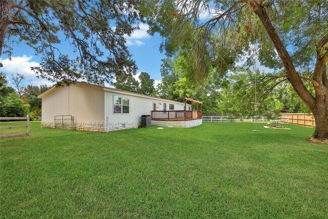 Foto del edificio - 31324 Knebel Rd
