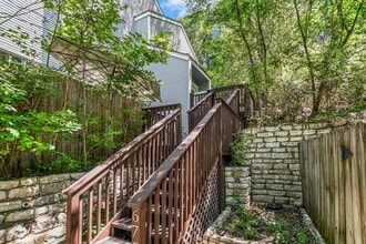 Building Photo - 6727 Old Quarry Ln