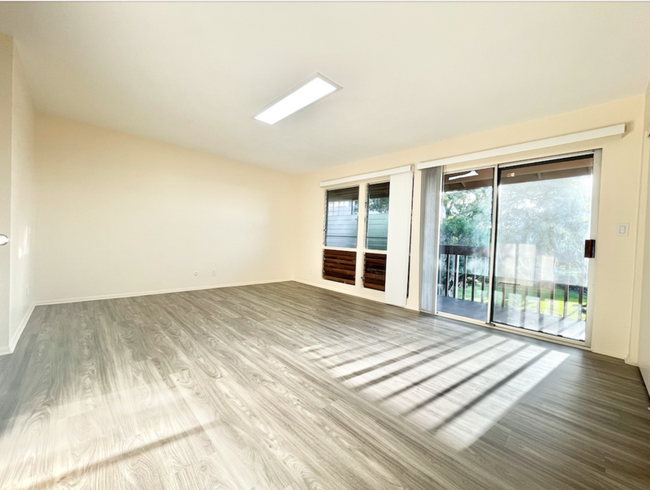 Building Photo - 98-1421 Kaahumanu Street