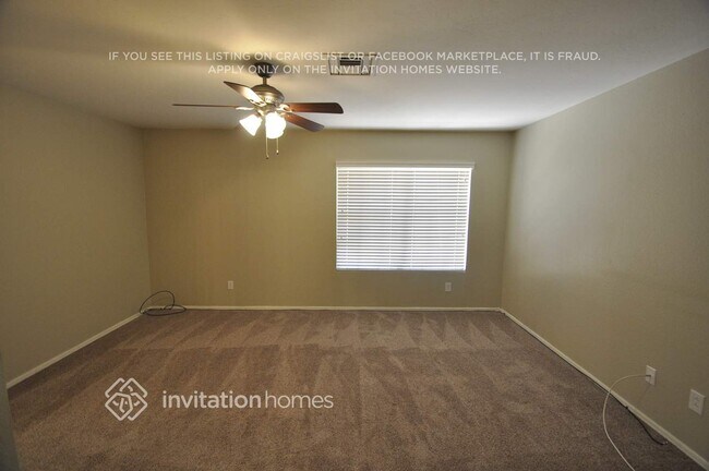 Foto del edificio - 10246 N 66th Ave