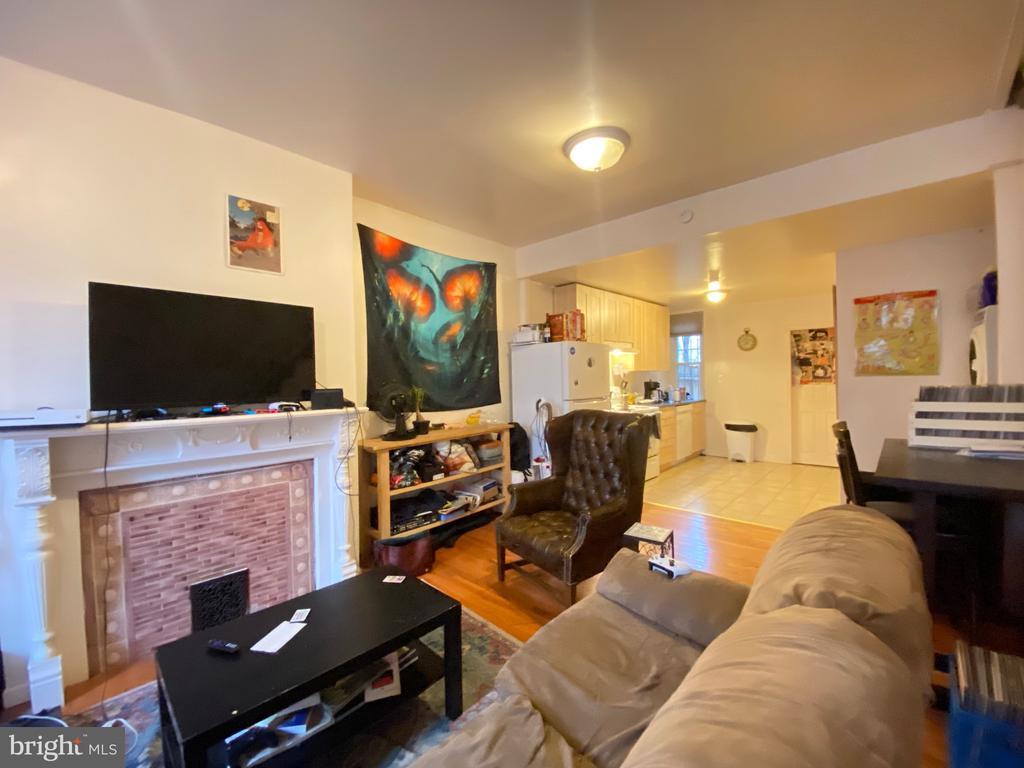 Foto principal - 1527 Page St