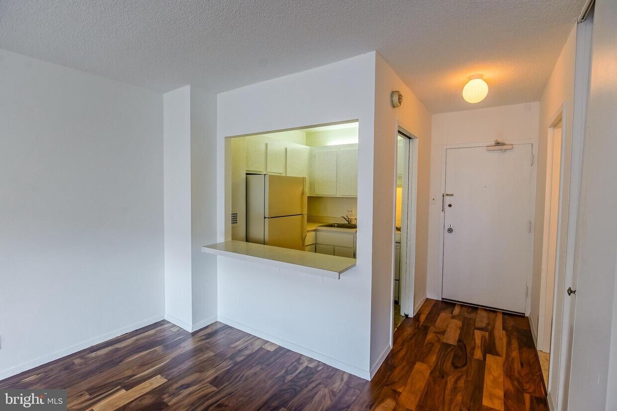 5500 Friendship Blvd Unit 1220N, Chevy Chase, MD 20815 Apartment for