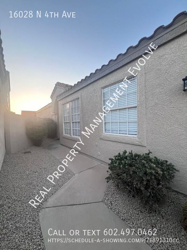 Building Photo - Gorgeous Phoenix Home With BRAND-NEW EVERY...