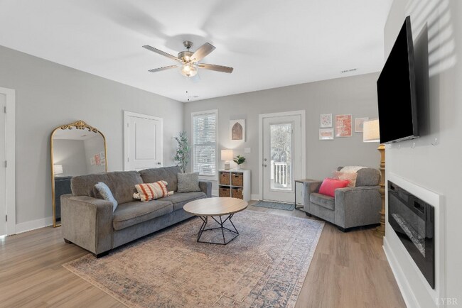 Foto del edificio - 32 English Commons Dr