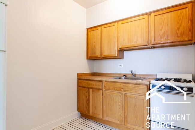 Foto del edificio - 4531 N Ashland Ave