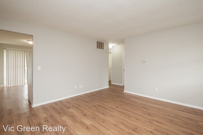 Foto del edificio - 5414 Misty Ln