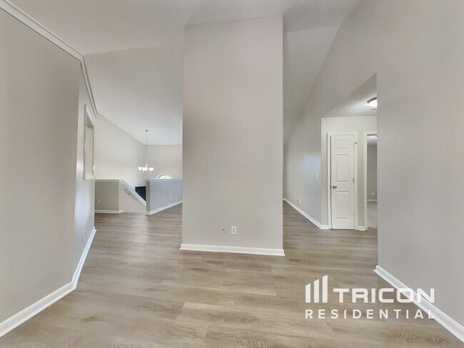 Foto del edificio - 235 Princeton Way