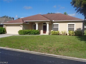 Building Photo - 2463 Nature Pointe Loop