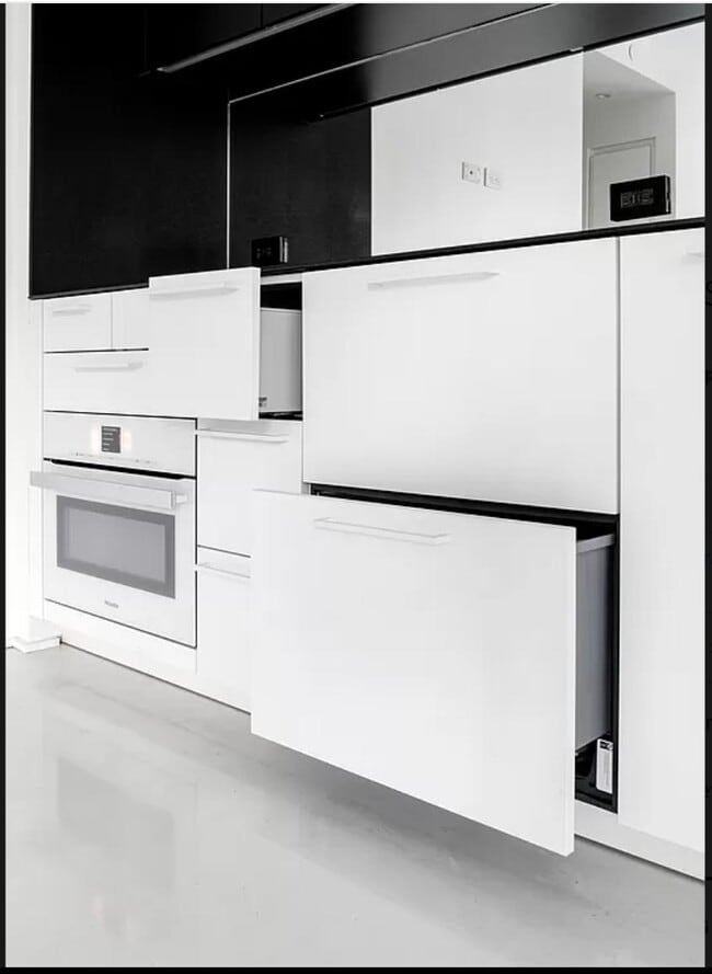 Building Photo - Welcome to No. 237!
