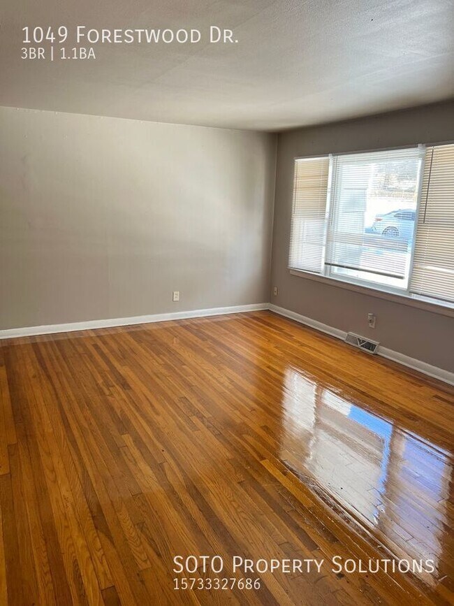 Foto del edificio - Charming 3-bedroom, 1.5-bathroom home loca...