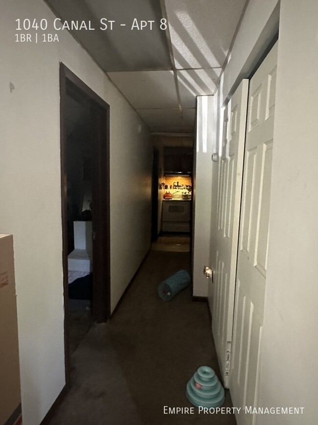 Building Photo - 1 Bedroom / 1 Bathroom Apartment in Northa...
