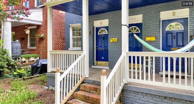 Foto del edificio - 2111 Maplewood Ave