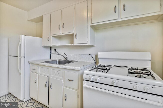 Foto del edificio - 6610 10th St