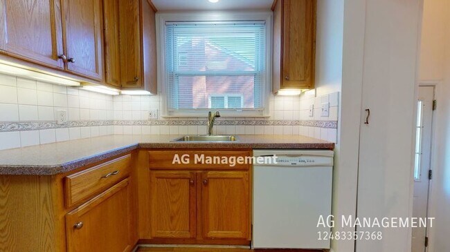 Building Photo - 1159 S Eton St - Beautifully Maintained Bi...