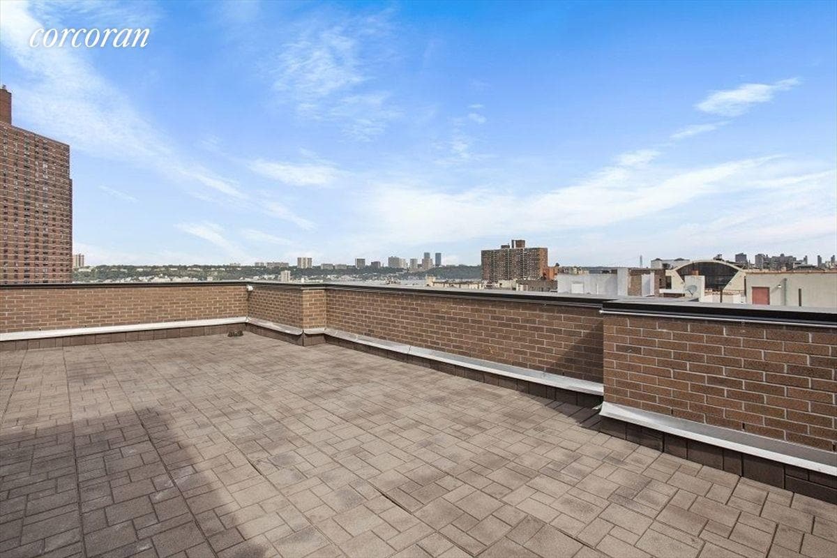 Primary Photo - 517 W 134th St