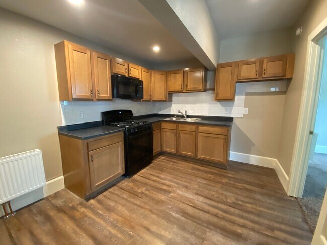Foto del edificio - 3405 Fairfield Ave