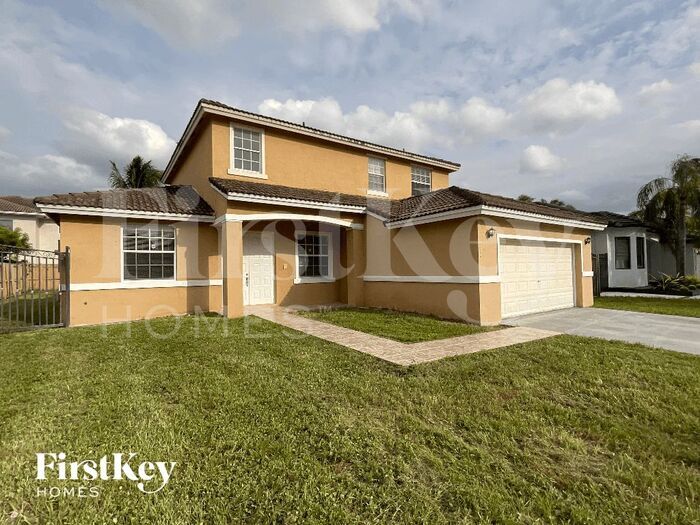 Building Photo - 14755 SW 159th Ct