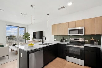 Building Photo - Westerly House