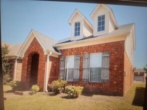 Building Photo - 9085 Chimneyrock Blvd.