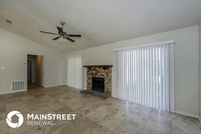 Building Photo - 3805 Big Leaf Ln