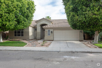 Building Photo - 966 W Citrus Way