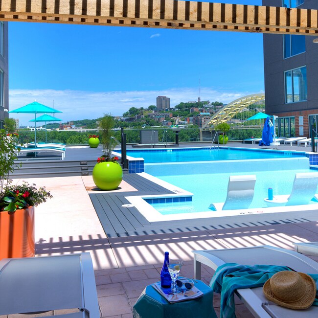 Foto del edificio - Aqua on the Levee