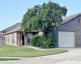 Building Photo - 1709 Novella Ct