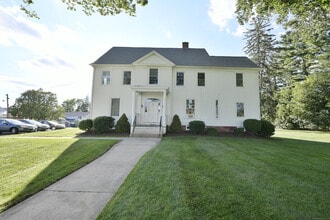 Building Photo - 249 Maple Ave