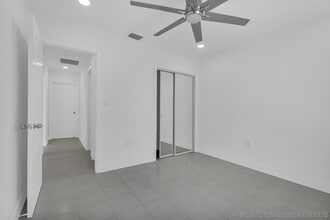 Building Photo - 6621 Perry St