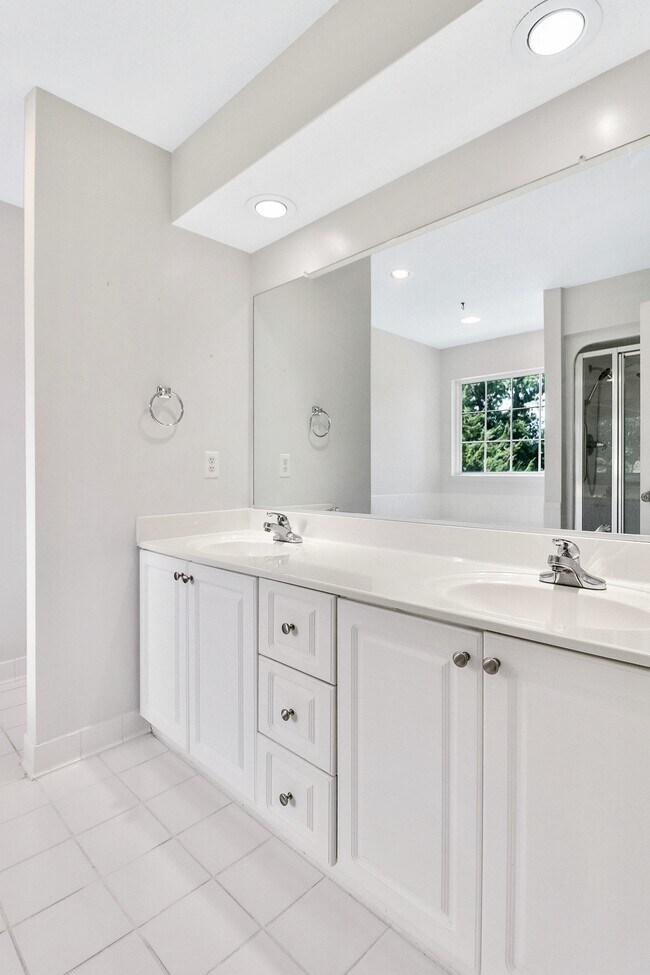Foto del edificio - 1068 Haygood Estate Ln