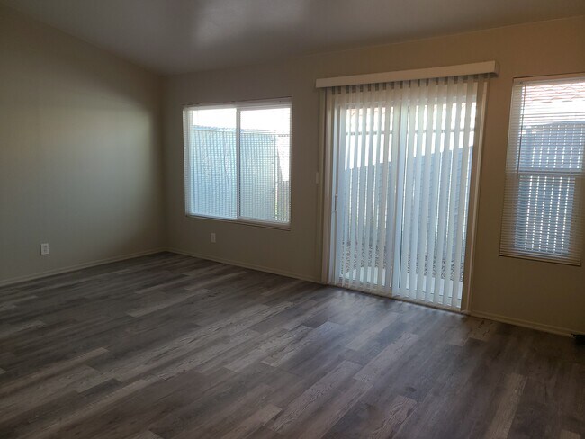 Building Photo - 630 San Lorenzo St
