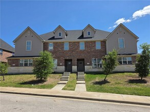 Building Photo - 2157 Big River St