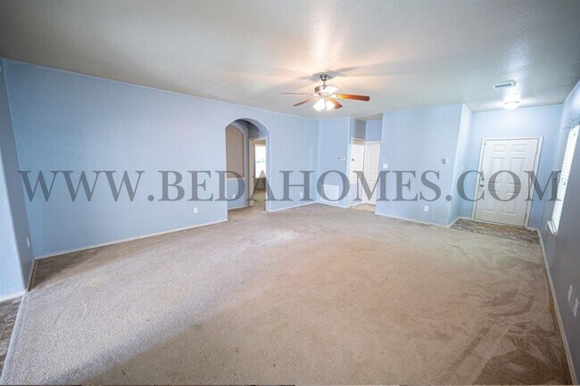 Foto del edificio - 7880 Galleon Field Ln