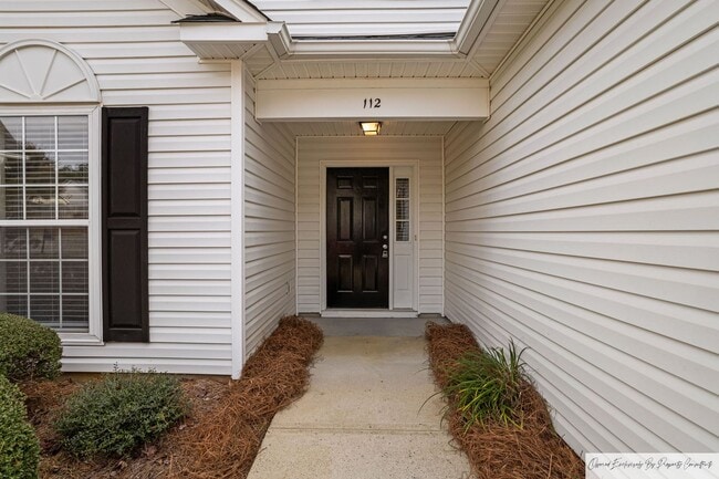 Building Photo - BEAUTIFUL 3 BEDROOM GARDEN HOME IN IRMO'S ...