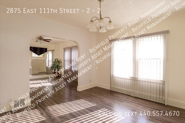 Foto del edificio - 2875 E 111th St