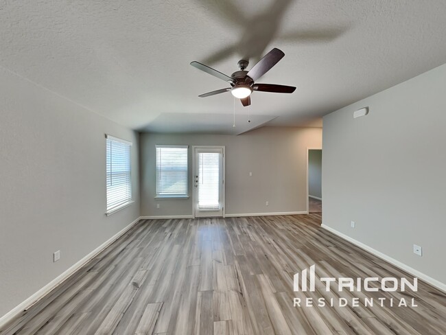 Building Photo - 6007 Noah Place Saint Hedwig TX
