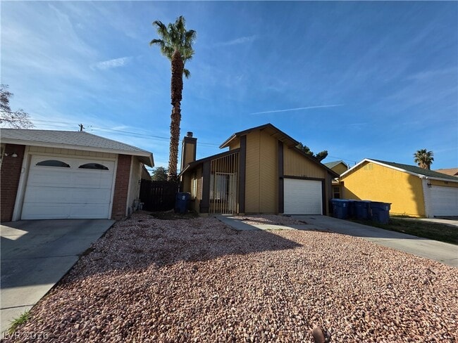 Building Photo - 5483 Requa Ave