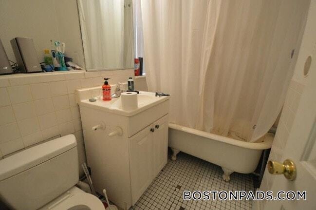 Foto del edificio - 64 Hemenway St