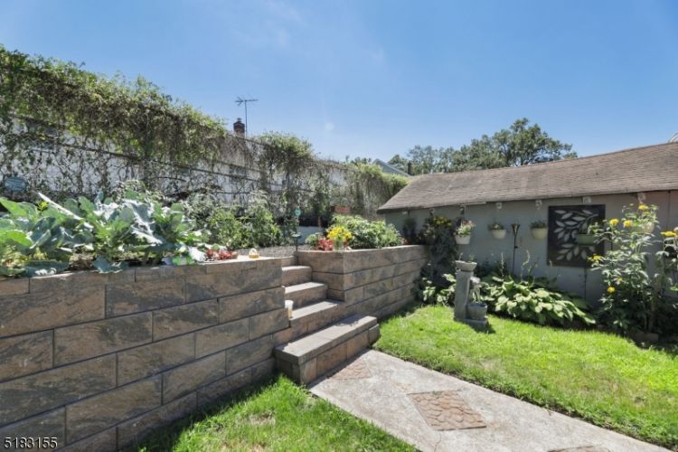 6 May Terrace, Maplewood, NJ 07040 Room for Rent in Maplewood, NJ