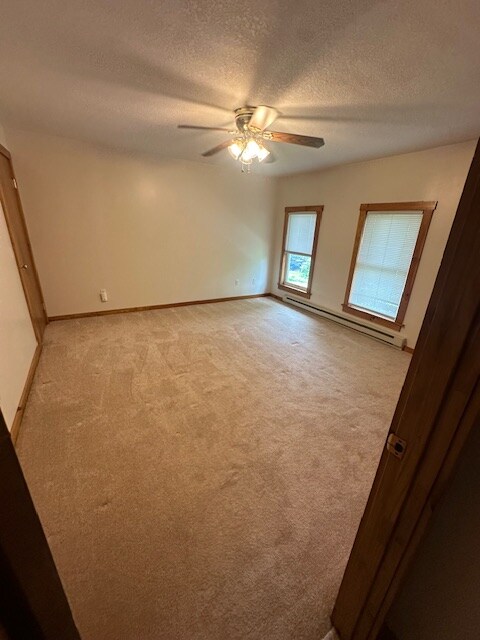 Foto del edificio - 379-385-385 Main St