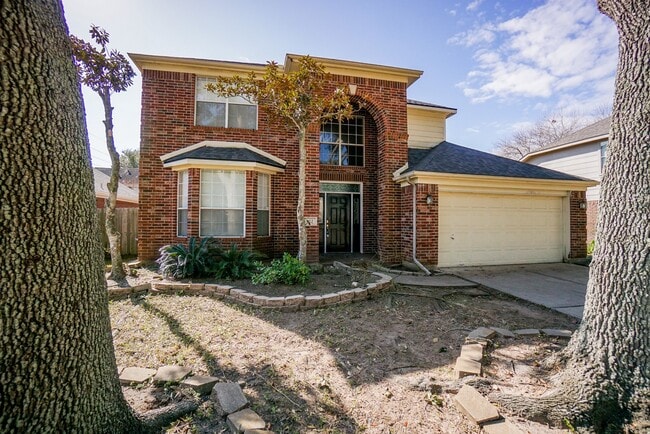 Foto del edificio - 822 Hyacinth Pl